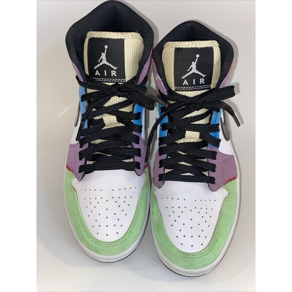 Nike Jordan 1 SE Mid Size 7 Eur Size 38- Lightbulb CW1140-100 - Picture 1 of 12